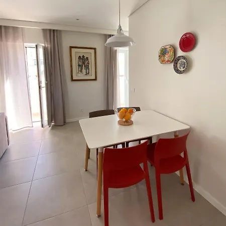 Cardeal & Aparthotel Faro