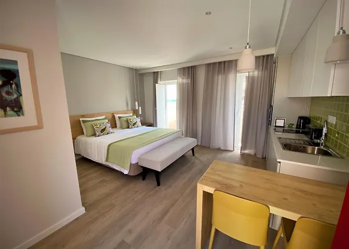 Aparthotel Cardeal & Distrikt Faro