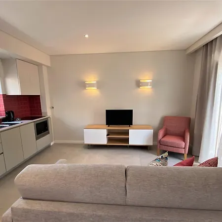 Cardeal & Aparthotel