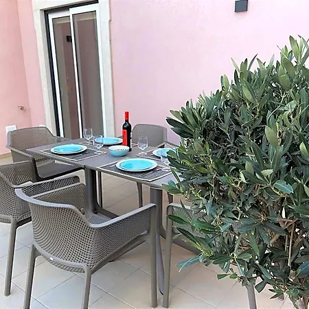 Aparthotel Cardeal &