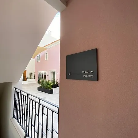 Aparthotel Cardeal & 4*