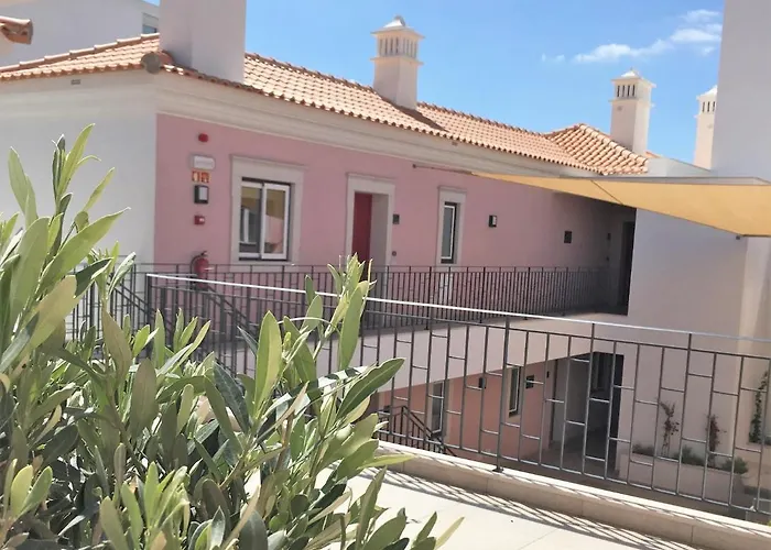 Aparthotel Cardeal &