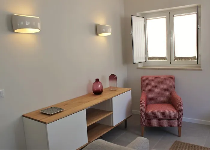 Cardeal & מלון דירות 4*